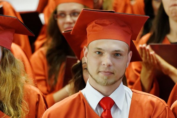 Prví absolventi odboru pedagogika