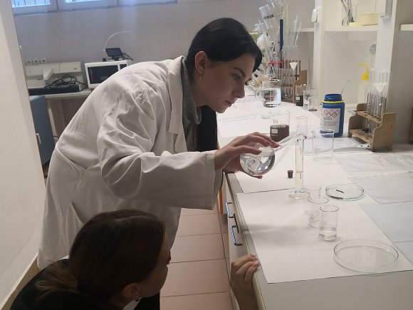 Chémia zážitkom v rámci Týždňa vedy a umenia 2023