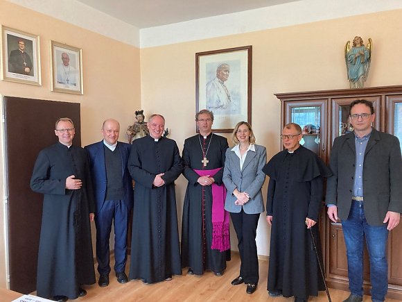 Talianska veľvyslankyňa otvorila výstavu v kňazskom seminári v Spišskej Kapitule
