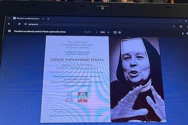Na Katolíckej univerzite (KU) a v Univerzitnej knižnici KU (UK KU) v Ružomberku si pripomenuli 100 rokov od narodenia „slovenskej Matky Terezy“ sestry M. Bernardety Pánčiovej