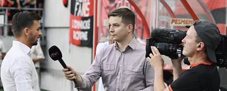 „Univerzita mi poskytla hodnotné základy, ktoré som v profesijnom živote zužitkoval,“ hovorí Tomáš Kotlárik, redaktor Slovenskej televízie