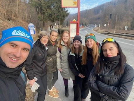 Študenti sociálnej práce na spoločnej akcii