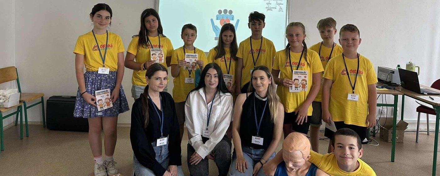 Študenti ošetrovateľstva na Detskej univerzite KU
