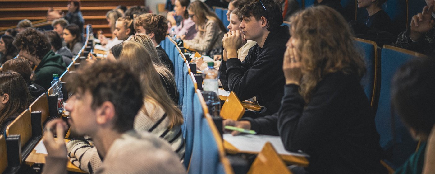 Vyšla nová PRVÁ POMOC PRVÁKOM - sprievodca životom na KU