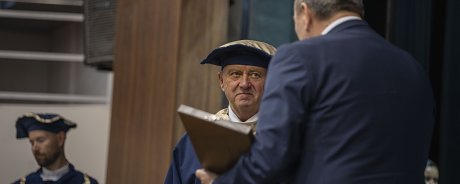 Národná rada ocenila KU za rozvoj republiky a upevňovanie jej hodnôt
