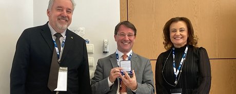 Pamätná medaila KU do rúk kľúčového partnera