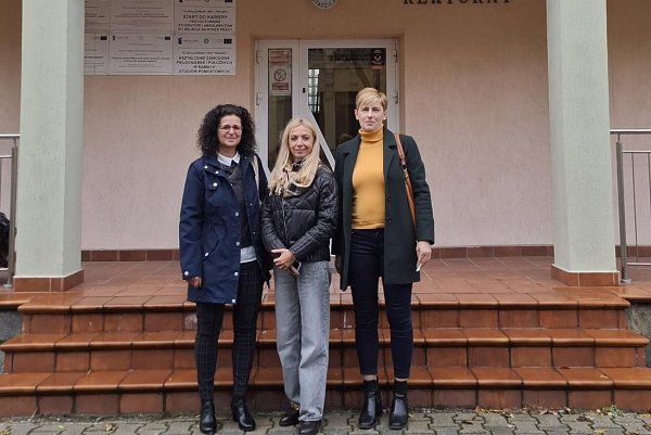 Erazmus + mobilita 2025/2026  Fakulta sociálnych vied a umení v Nowym Saczu