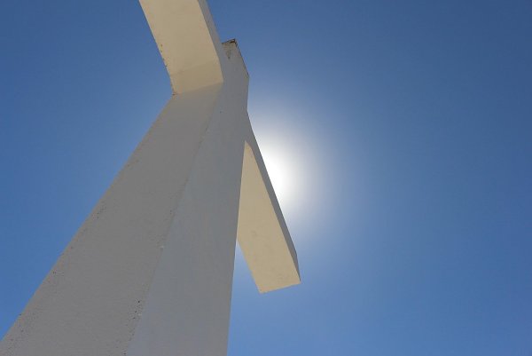 Viera, nádej, láska. Tri piliere kresťanského bytia.