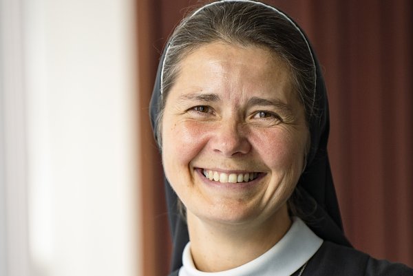 Život je dar. Naša univerzita je posolstvom o Stvoriteľovi