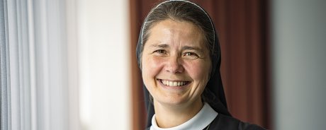 Život je dar. Naša univerzita je posolstvom o Stvoriteľovi