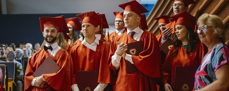 Rozhovory s absolventmi