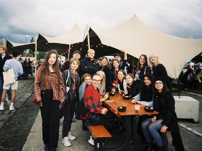 Kam  ste vycestovali na mobilitu a prečo ste si vybrali práve túto krajinu? Aký bol váš prvý dojem z novej školy?