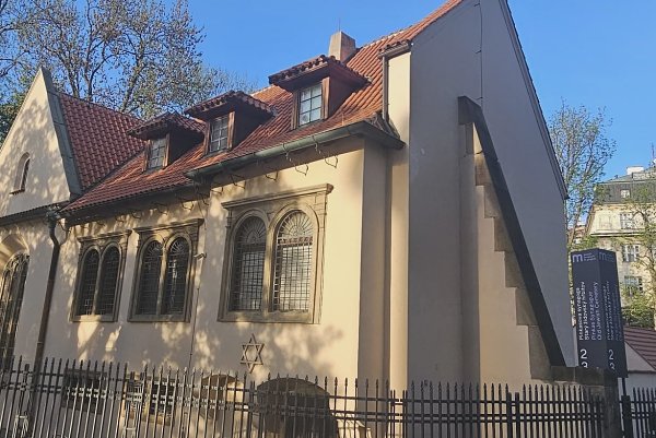 Stretnutie s profesorom Paverom na VŠE v Prahe: Diskusie, nová edícia a židovská tematika v centre pozornosti