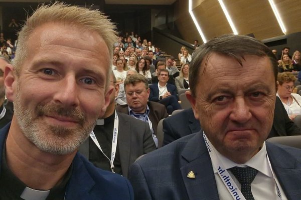 KU na valnom zhromaždení FUCE v Záhrebe