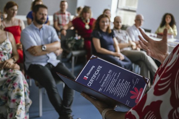 Katolícka univerzita v Ružomberku rozvíja internacionalizáciu v spolupráci s jazykovou školou Harmony Academy