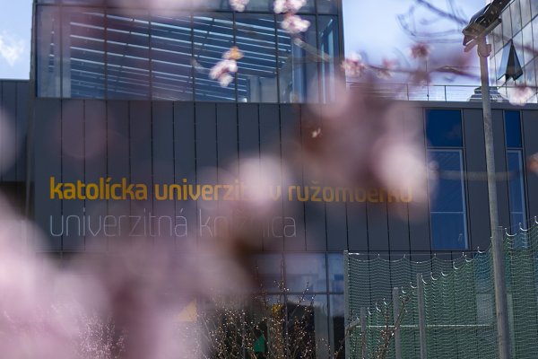 Terapeutický chodník Katolíckej univerzity