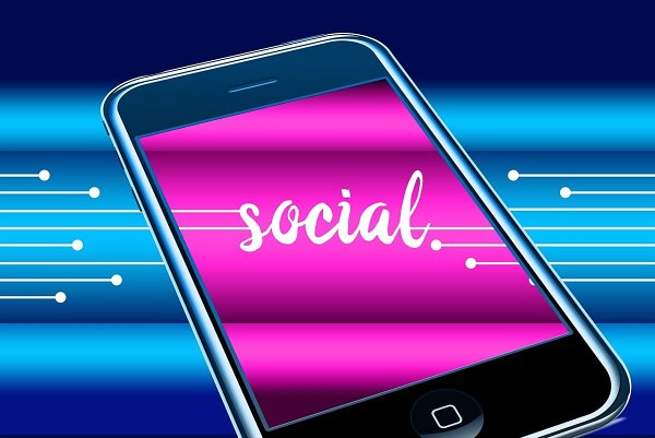 Súvislosti technoprostredia a sociálneho prostredia
