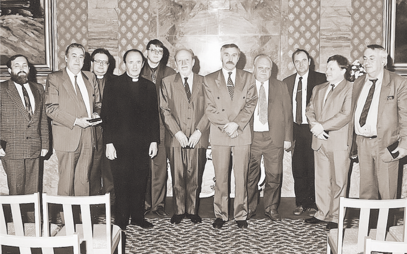Rokovania o vzniku budúcej Katolíckej univerzity v Ružomberku v roku 1993
