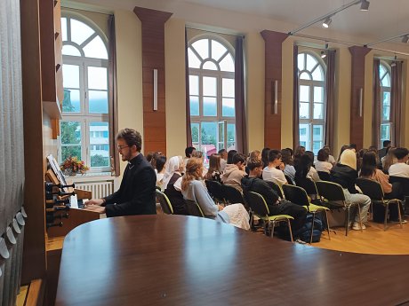 Veni Sancte na Fakulte zdravotníctva: začiatok akademického roka s inšpiráciou svätého Carla Acutisa
